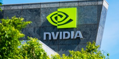 NVIDIA 2022第2季游戏业务下滑44%，将调整通路售